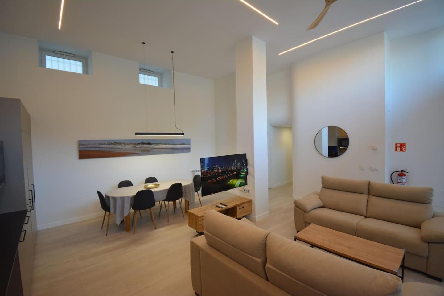 Palazueloft 13 Apartment ซานตานเดร์ ภายนอก รูปภาพ